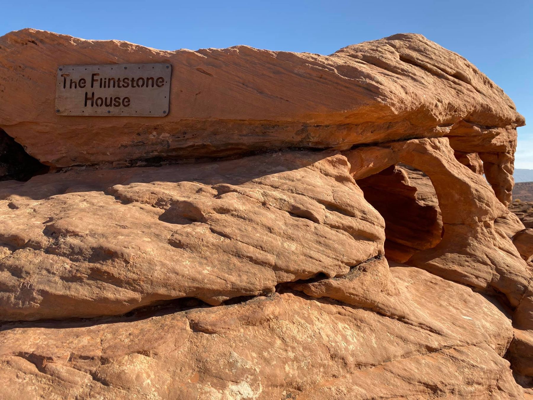 Flintstone house store for rent